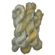 Lade das Bild in den Galerie-Viewer, Alpaka-Sockenwolle