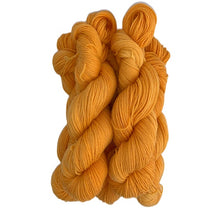 Lade das Bild in den Galerie-Viewer, Alpaka-Sockenwolle