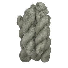 Lade das Bild in den Galerie-Viewer, Alpaka-Sockenwolle