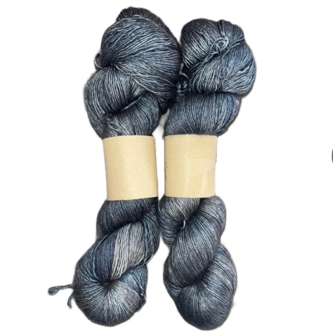 Merino/Yak/Maulbeerseide Yakara - Blau